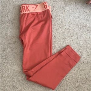 Size small , gymshark fit cropped legging